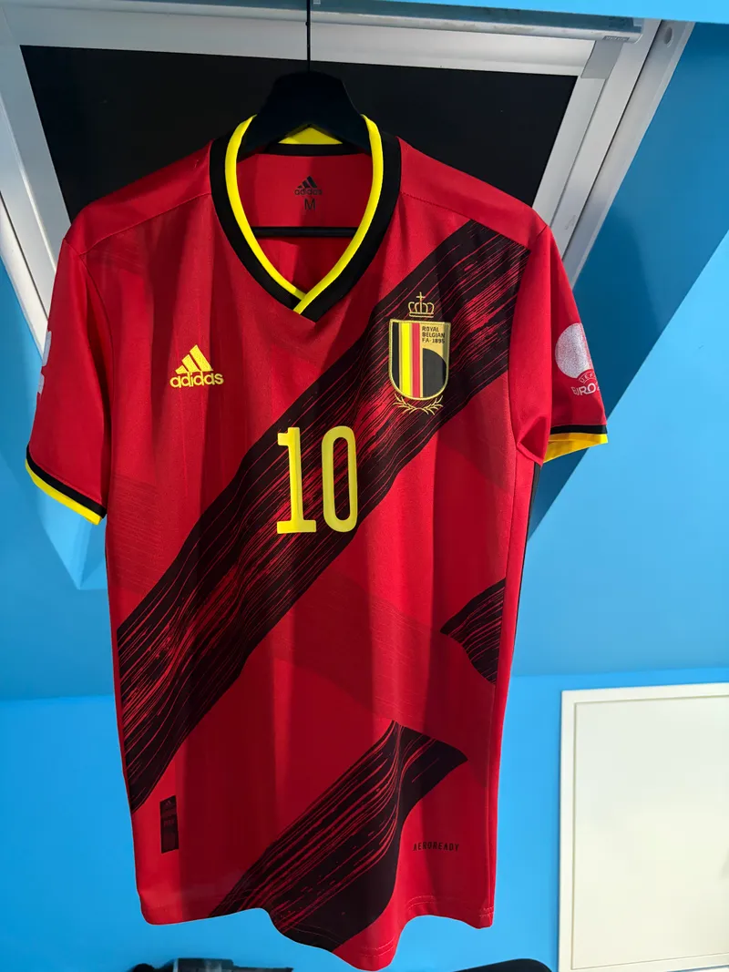 Belgium 2020/21 Home Shirt – E. Hazard 10 – Medium