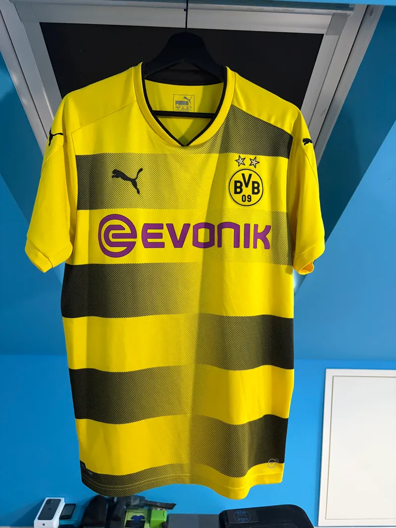 Borussia Dortmund 2017/18 Home Shirt – Large (BNWOT)