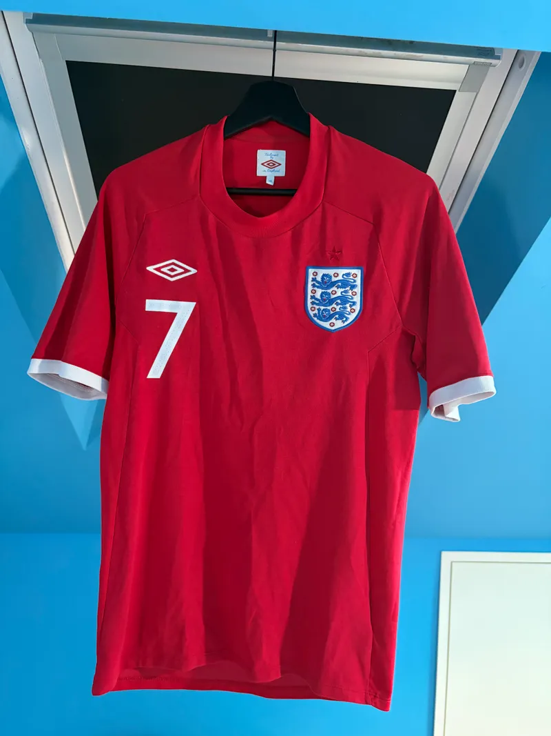 England 2010/11 Away Shirt – Lennon 7 – Small