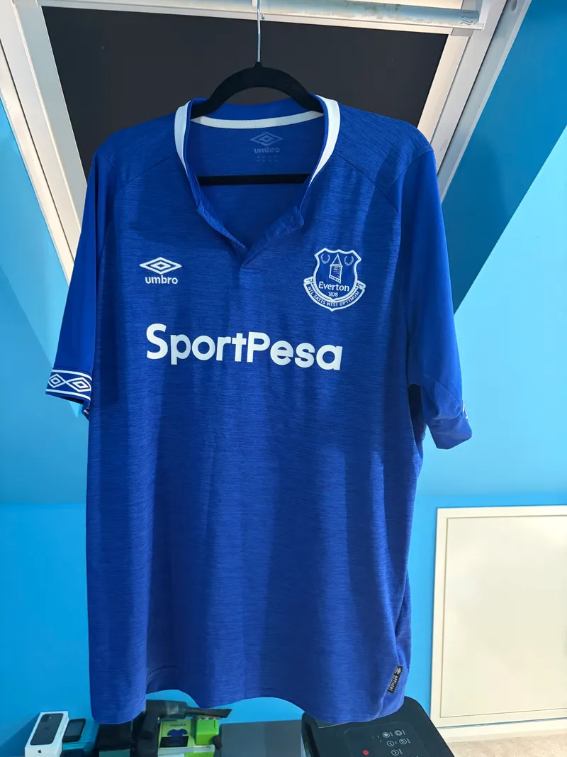 Everton 2018/19 Home Shirt – XXL (BNWOT)