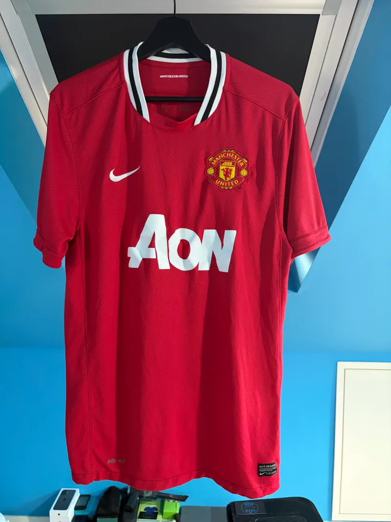 Manchester United 2011/12 Home Shirt – Large