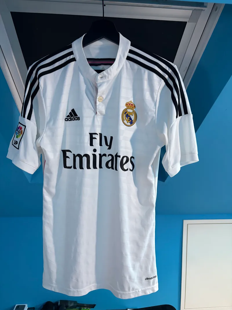 Real Madrid 2014/15 Home Shirt – Small