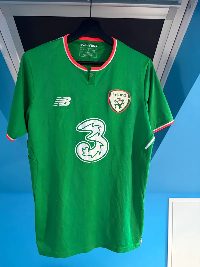Republic of Ireland 2017/18 Home Shirt – Medium