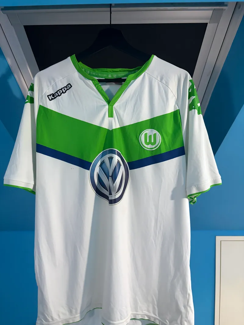 Wolfsburg 2015/16 Home Shirt – XL